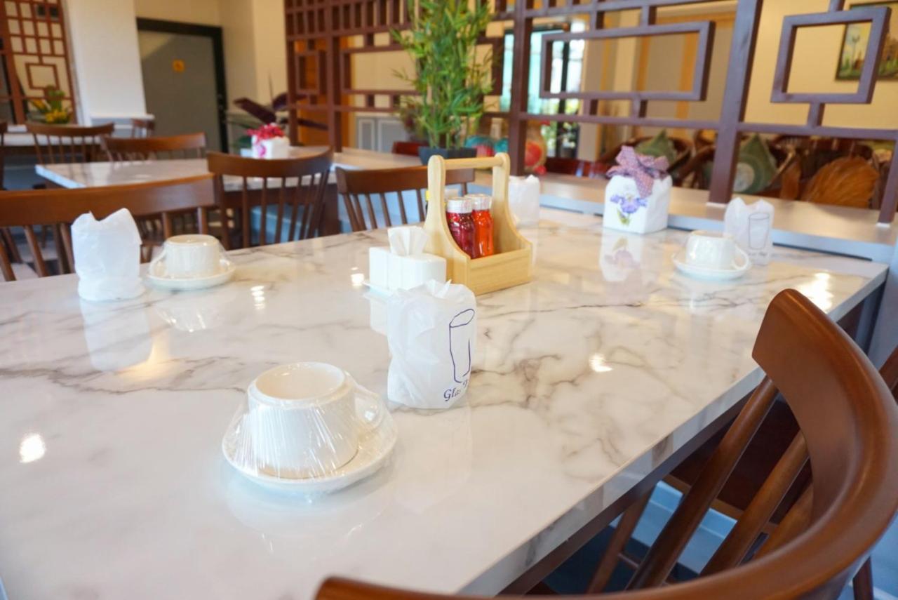 צ'נטאבורי Usabai Riverside Boutique Hotel מראה חיצוני תמונה