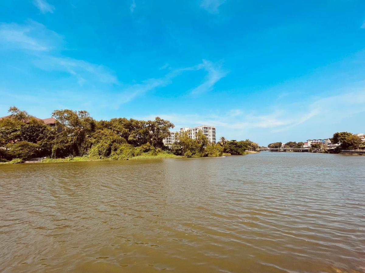 צ'נטאבורי Usabai Riverside Boutique Hotel מראה חיצוני תמונה