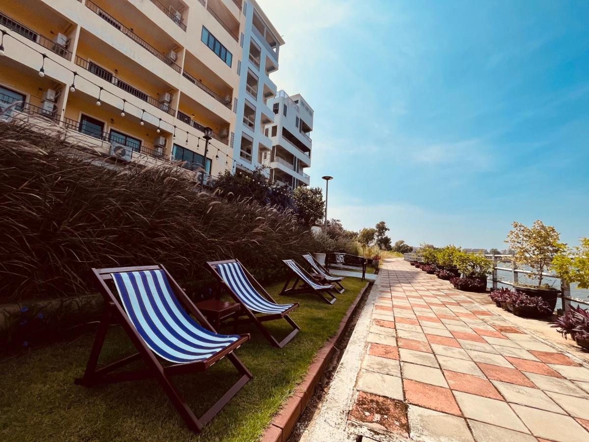 צ'נטאבורי Usabai Riverside Boutique Hotel מראה חיצוני תמונה