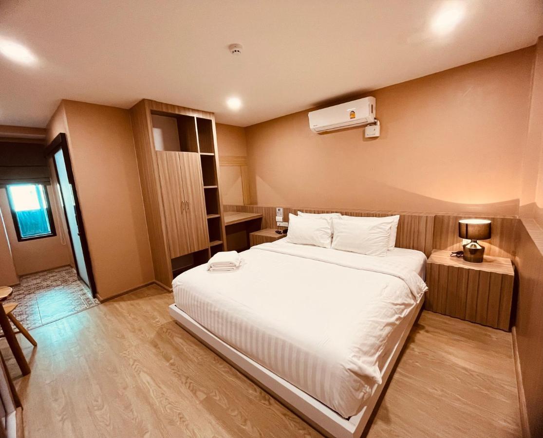 צ'נטאבורי Usabai Riverside Boutique Hotel מראה חיצוני תמונה