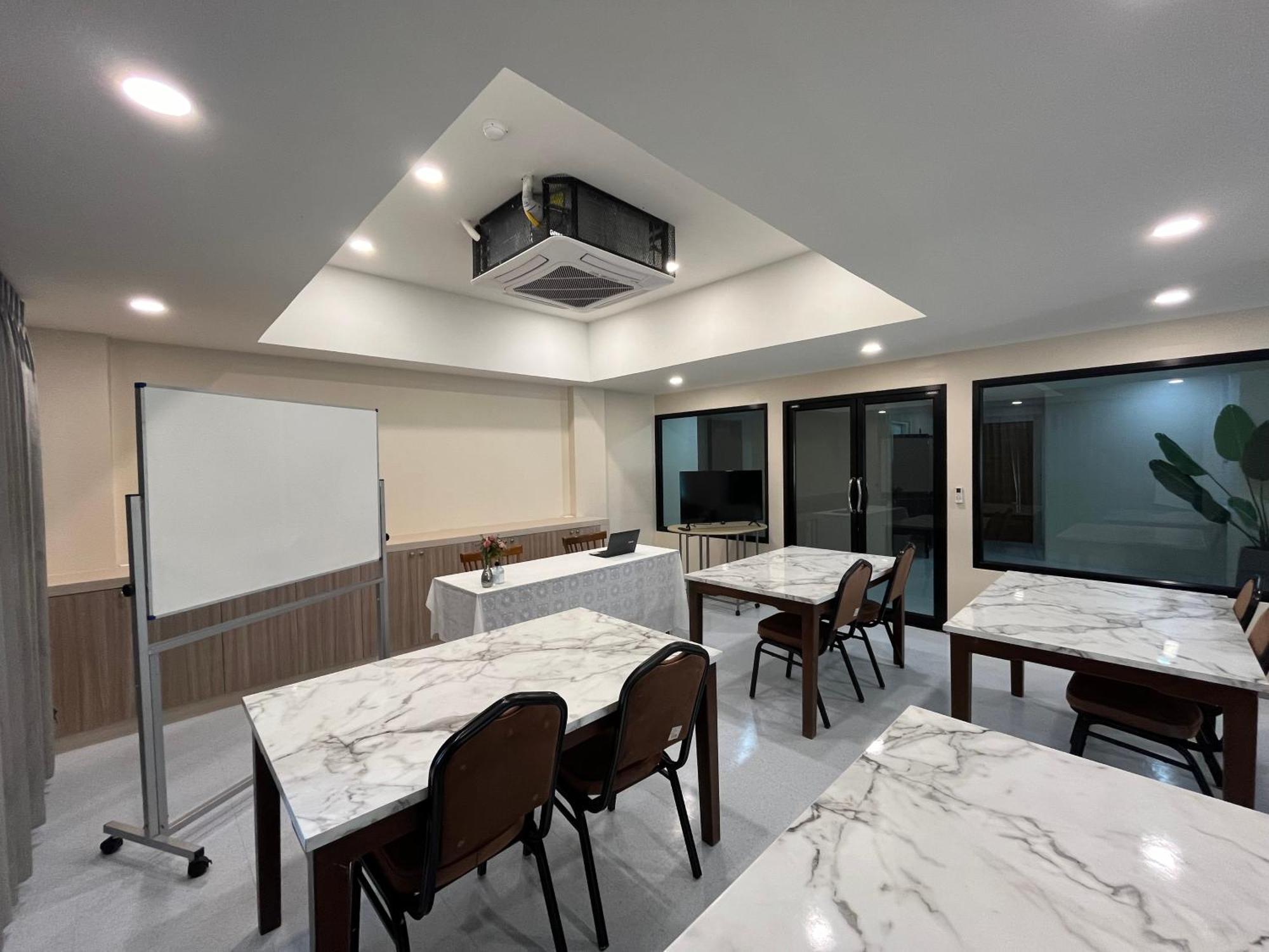 צ'נטאבורי Usabai Riverside Boutique Hotel מראה חיצוני תמונה