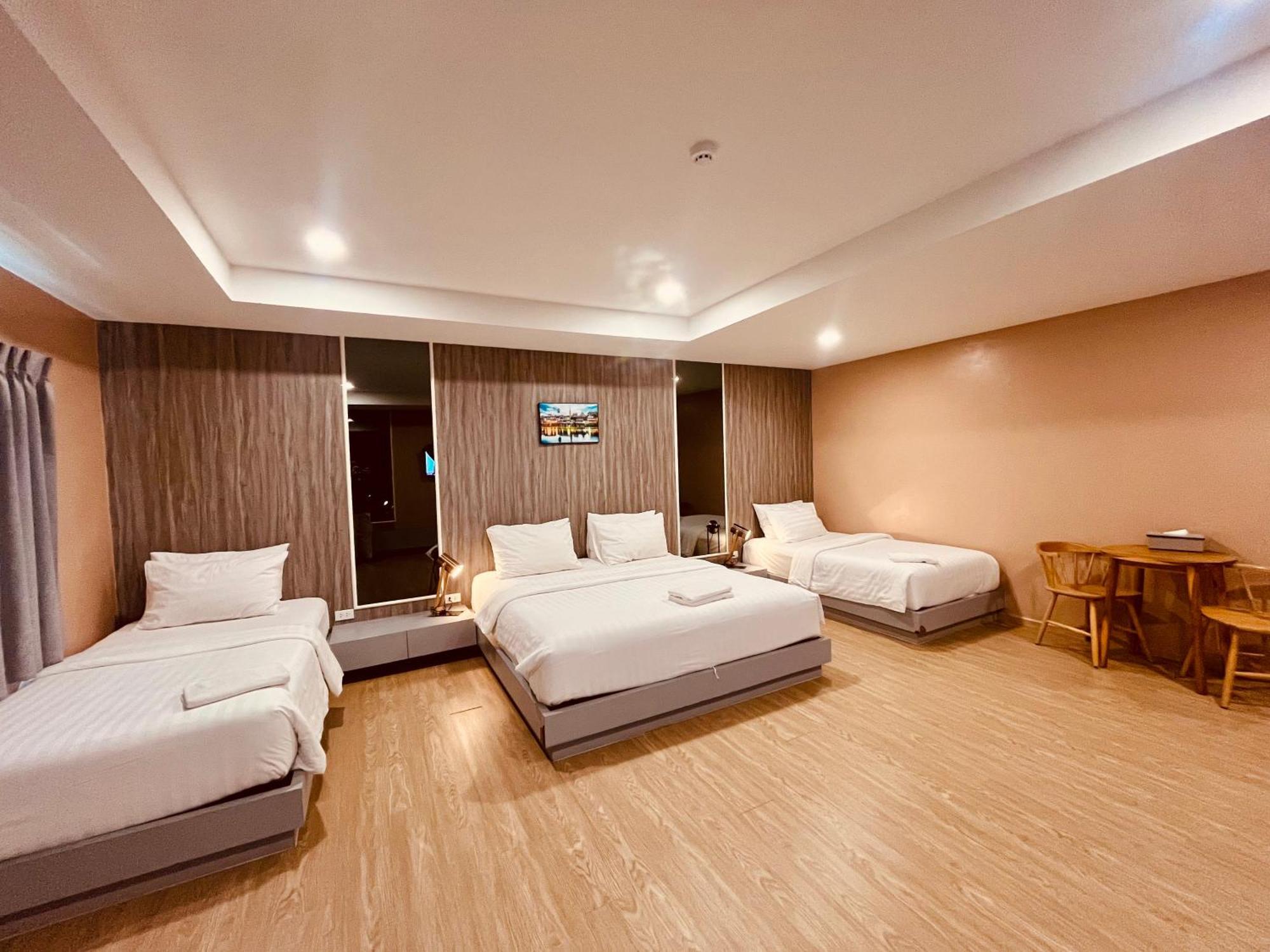 צ'נטאבורי Usabai Riverside Boutique Hotel מראה חיצוני תמונה